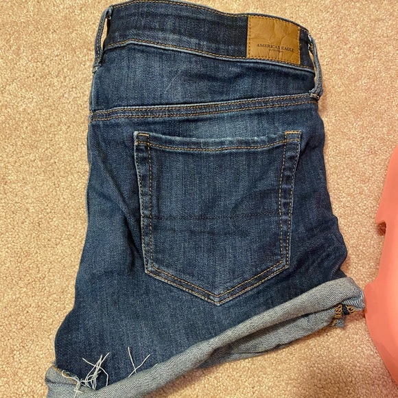 AMERICAN EAGLE shorts. Size 8 - Picture 1 of 2
